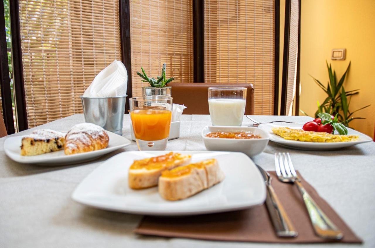 Hotel Milomax Εξωτερικό φωτογραφία